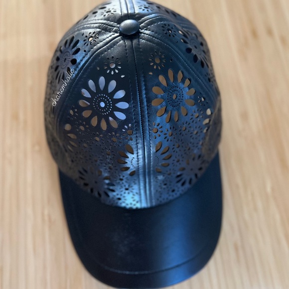 Brand NEW 🖤 Christian Dior Sun Cap Hat lambskin leather black Logo 57cm S size - Picture 7 of 7